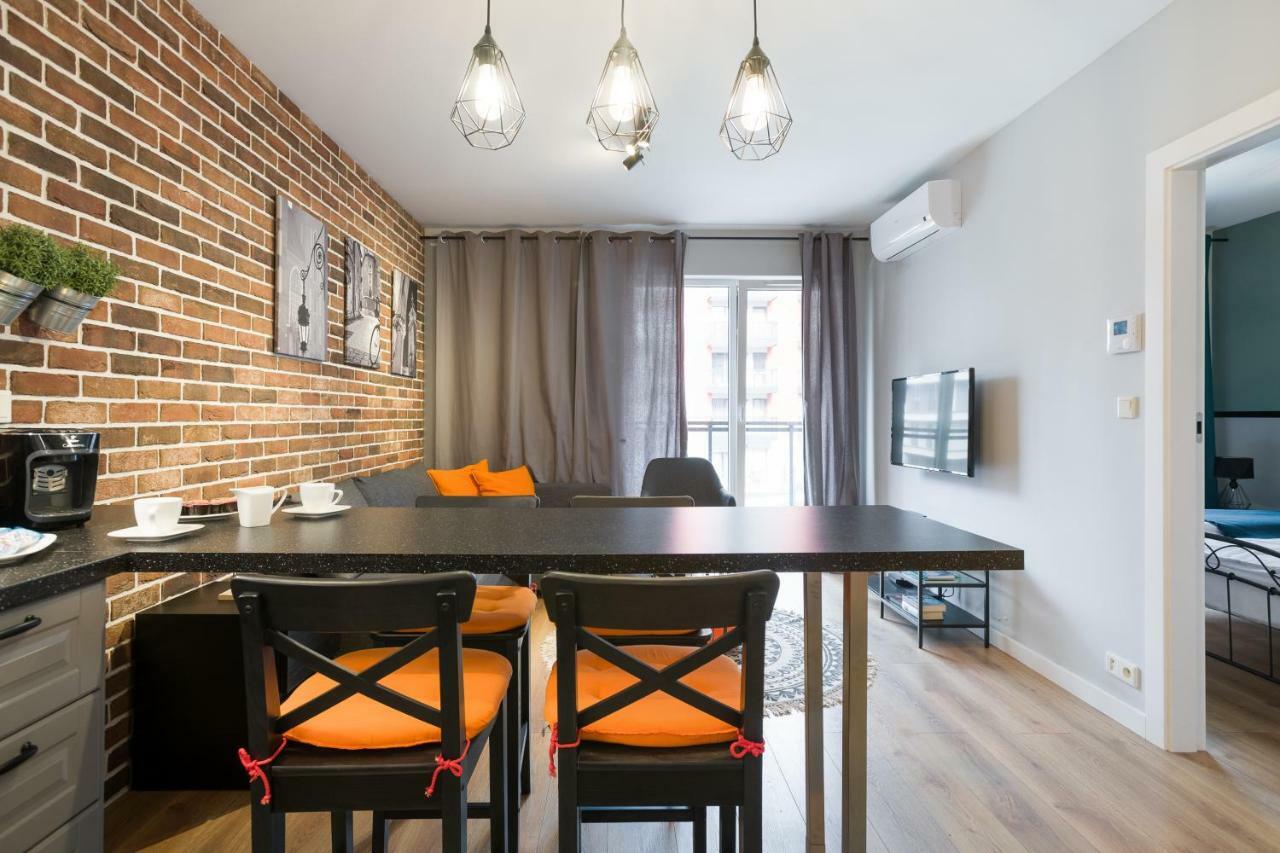 Orange, Modern Apartment In The City Centre 크라쿠프 외부 사진